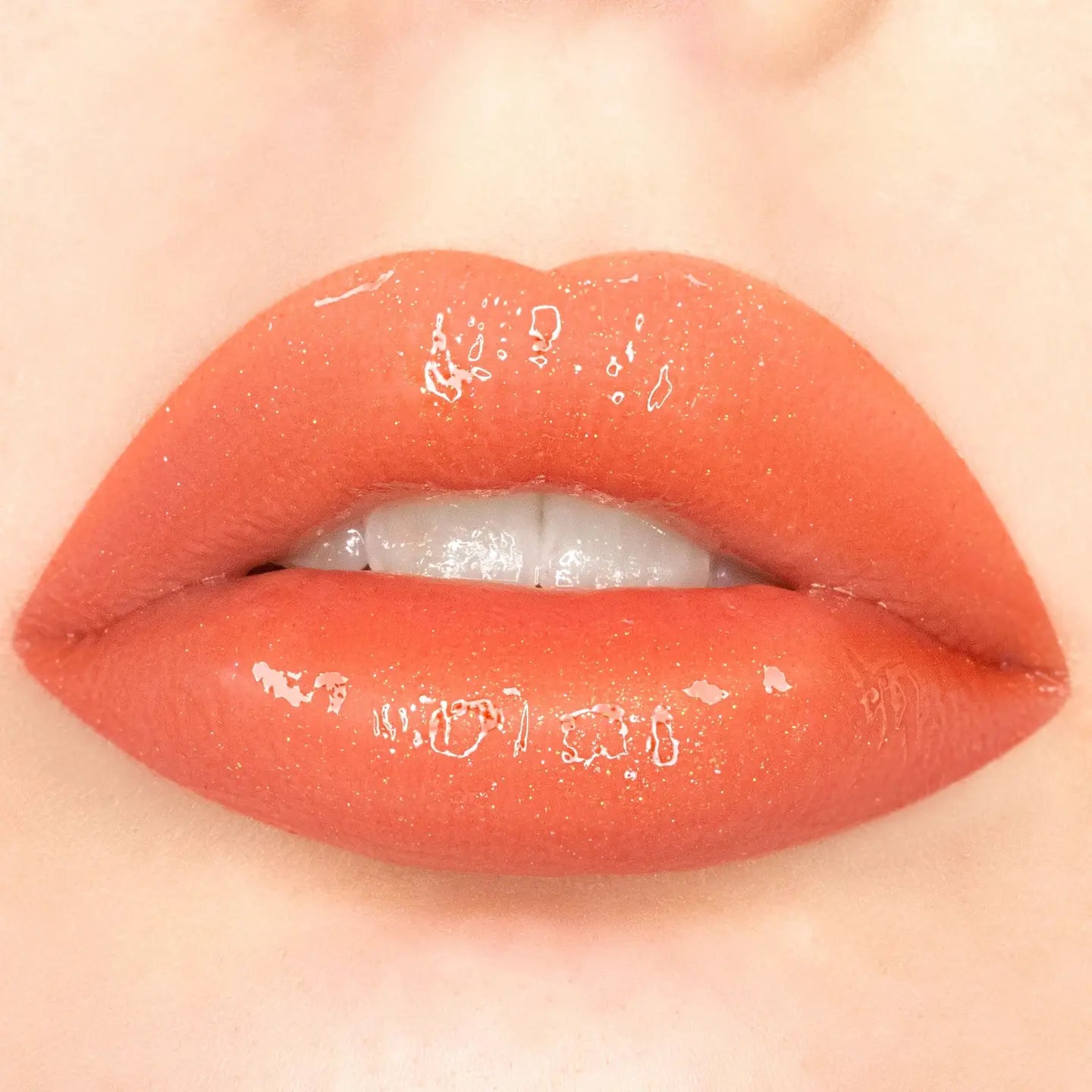 AMORUS USA Sleeky Kiss Plumping Lip Gloss | Tan Orange